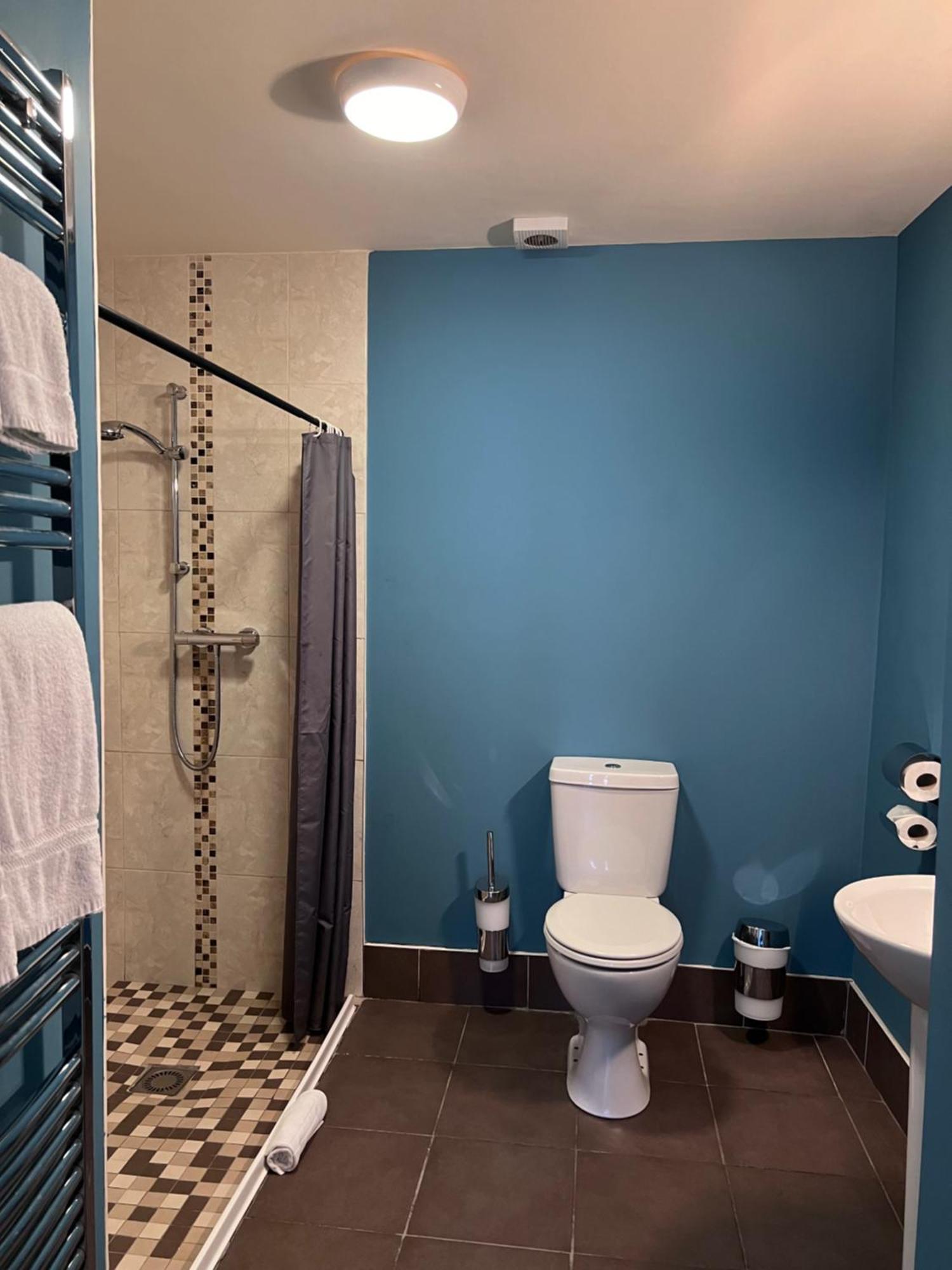 The Townhouse Bed and Breakfast Milltown Malbay Buitenkant foto